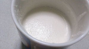 甘酒に弱い人でも飲めます‐クリーミー甘酒｜くまのレシピ