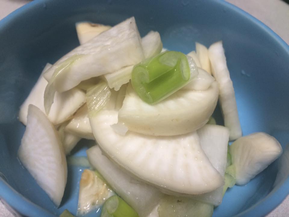 余り野菜の優しい塩もみ