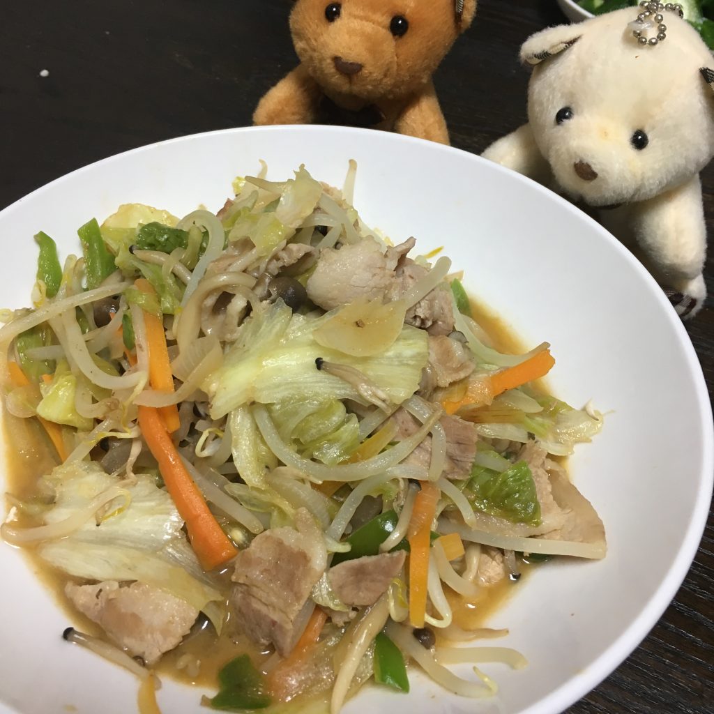 レタスが入った肉野菜炒め